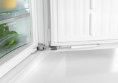 Miele Einbau-Gefrierschrank mit NoFrost und drei Gefrierschubladen für maximalen Komfort. FN 30402 i