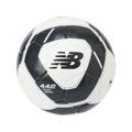 New Balance 442 Team Match Football - FIFA Quality Basic unisex white/black/gold, Grösse 5