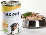 Yarrah, Bio Hunde-Nassfutter Bröckchen Poulet mit Brennnessel & Tomate, 405g