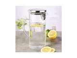 Kühlschrank Krug 1.3L aus Glas mit Edelstahldeckel Kühlschrank Krug 1.3L aus Glas mit Edelstahldeckel