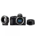 Nikon Z 50 Body + Nikkor Z DX 16-50 mm 1:3.5-6.3 VR + Bajonettadapter FTZ - Systemkamera (Fotoauflösung: 20.9 MP) Schwarz