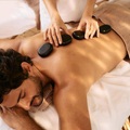 Stone Massage (für 1 Person) Unisex