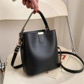 Only-bags.store - Eimer Umhängetasche Crossbody Handtasche Mode Einfachheit hohe Kapazität  PU-Ledertasche, für Damen, Schwarz, Größe Onesize