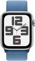 APPLE Watch SE (GPS) 44 mm - Smartwatch (Stufenlos verstellbar, Textil (Carbon Neutral), Silber/Winterblau)