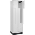 C+P Z-Spind Classic PLUS, 2 Abteile, verkehrsweiß, B 600 mm, mit Bodensockel, Zylinderschloss
