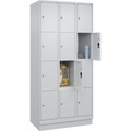C+P Schließfachschrank Classic PLUS, 3 Abteile, lichtgrau, B 900 mm, 12 Fächer, mit Bodensockel