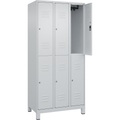 C+P Doppelstock-Spind Classic PLUS, 3 Abteile, lichtgrau, HxB 1950 x 900 mm, mit Füßen, Zylinderschloss