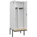 Schwarz-Weiß-Spind Evolo PLUS Sitzbank, 2 Abteile, weiß, B 800 mm, Zylinderschloss, mit auskragender Sitzbank, Buche