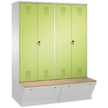 CP EVOLO Garderobenschrank, zueinander schlagende Türen, mit Aufbewahrungsbox 4 Abteile, Abteilbreite 400 mm lichtgrau / viridingrün