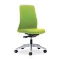interstuhl Operator-Drehstuhl EVERY, Chillback-Rückenlehne weiß Gestell brillantsilber, mit weichen Rollen gelbgrün, Sitztiefe 430 mm