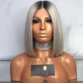 graue Perücken für Damen Kostümzubehör gerade mit Pony Perücke kurz graues Kunsthaar 35 Zoll Damen grau Lightinthebox