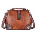 Gothic Niet Arzt Stil Cross Body Eimer Schulter Handtasche für Frauen (schwarz) Lightinthebox