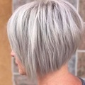 Lighinthebox, kurze graue Pixie Bob Perücken für weiße Frauen Splitter graue synthetische glatte Haare Repalcement Perücke Lightinthebox
