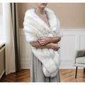 Lighinthebox, Pelzumhänge Schals Wickeltücher für Frauen Einfarbig Elegant Ärmellos Kunstpelz Hochzeit Schals Mit Pure Farbe Für Abendgesellschaft Herbst Lightinthebox
