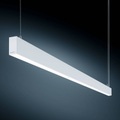 Weiße LED-Pendellampe S55 für Bildschirmarbeit