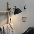 Wandleuchte Nové mit Stecker, schwarz
