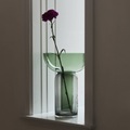 Torus Large Vase / H 35 cm - AYTM grün en glas