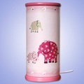 Zauberhafte LED-Tischleuchte ELEFANT, pink