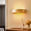 Wandlampe Kerio, halbrund, kiefer natur