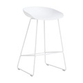 Barhocker About a stool AAS 38 LOW plastikmaterial weiß / H 65 cm - Recycelt - Hay weiß en plastikmaterial
