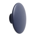 The Dots Wood Wandhaken / Small - Ø 9 cm - Muuto blau en holz