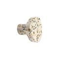Terrazzo Wandhaken / 4,5 x 4 cm - & klevering weiß/beige en stein