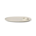 Flow Eierbecher / Mit integriertem Eierbecher - 23 x 14 cm - Ferm Living weiß en keramik