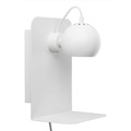 Wandleuchte mit Stromkabel Ball metall weiß / Regal - mit USB-Ladefunktion - Frandsen weiß en metall