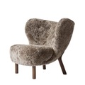 &tradition, Little Petra VB1 Gepolsterter Sessel / Neuauflage 1938 - Schaffell - &tradition braun en textil