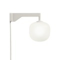 Rime Wandleuchte mit Stromkabel / Mundgeblasenes Glas - Muuto grau en glas