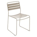 Surprising Stapelbarer Stuhl - Fermob beige en metall