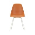 DSX - Eames Plastic Side Chair Stuhl / (1950) - Beine weiß - Vitra orange en plastikmaterial