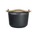 Sarpaneva Kochtopf - Iittala schwarz/holz natur en metall