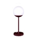 Kabellose, wiederaufladbare Außenlampe Mooon! LED metall plastikmaterial rot / H 41 cm - USB - Fermob en