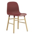 Normann Copenhagen-Form Stuhl, Rot/Eiche