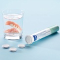 undefined, Gebissreiniger-Brausetabletten (Reinigung der 3. Zähne)