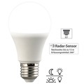 Luminea LED-Lampe mit Radar-Bewegungs- & Lichtsensor, 10 W, 806 lm, E27, weiss