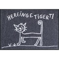 Salonloewe Fussmatte Hereingetigert