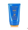 Shiseido - Sonnenschutz-Stick Age Defense SPF50+ - 50 ml