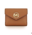 Michael Kors - Trifold-Brieftasche Carmen Medium aus Saffianleder mit Umschlag - Braun